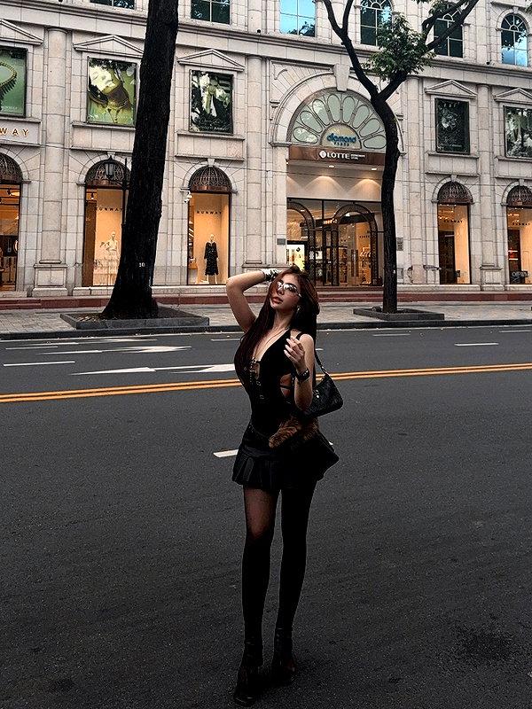 lyhythuedoxinh instagram image archive image
