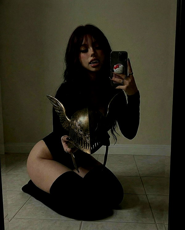 vampeess instagram image archive image