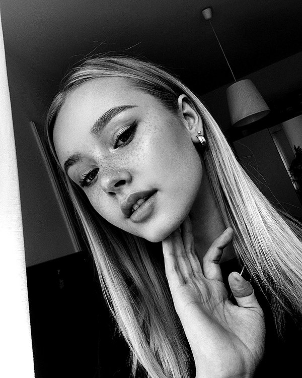 lilih instagram image archive image