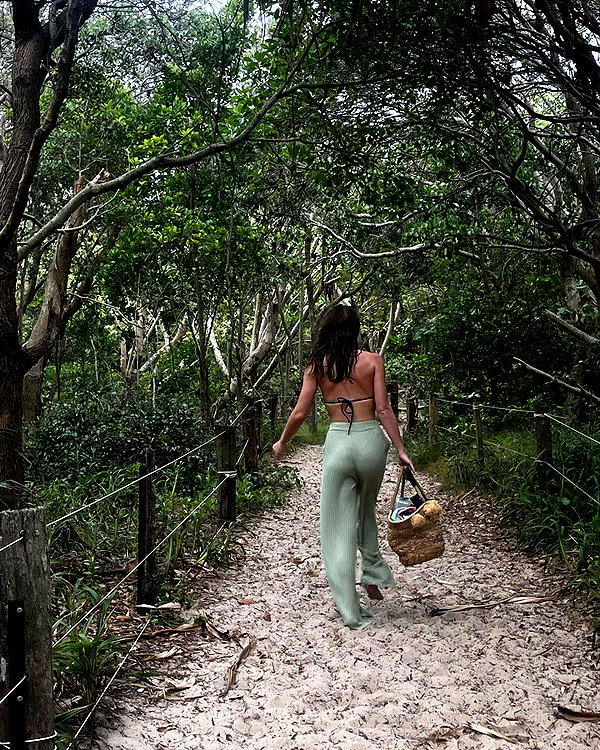 Archived image from @edenharper on Instagram