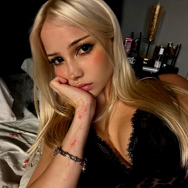 aseynat0r instagram image archive image