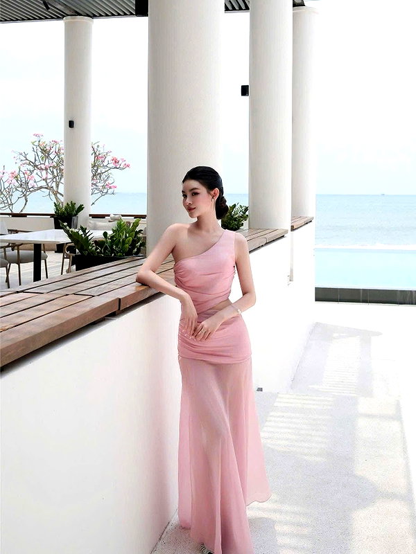 lyhythuedoxinh instagram image archive image