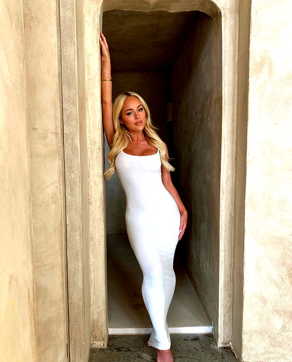 allieauton instagram image archive image