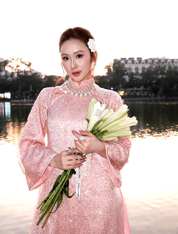 lyhythuedoxinh instagram image archive image