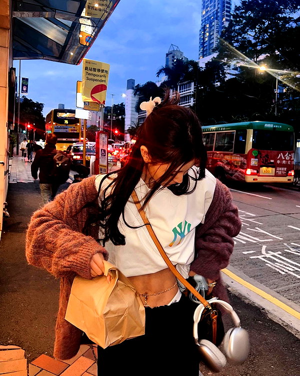 ll.lu1s instagram image archive image