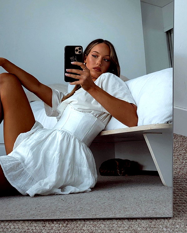 olivia.mathers instagram image archive image