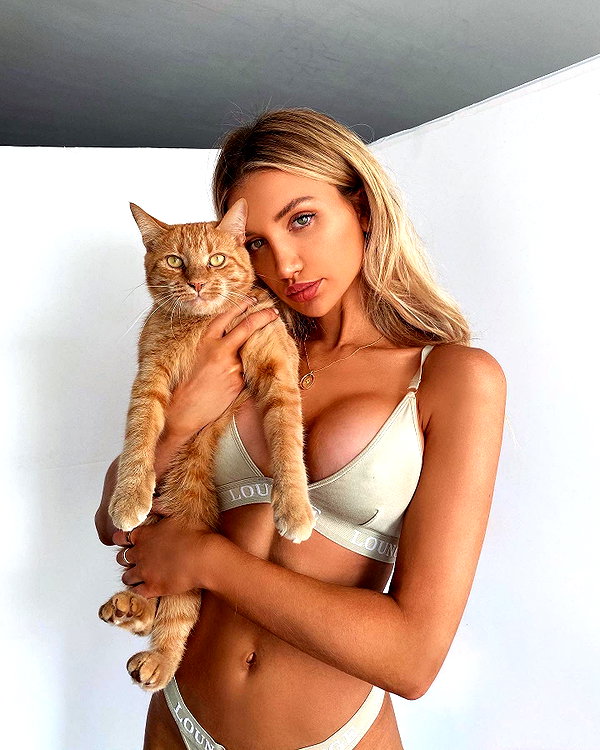 gabbyepstein instagram image archive image