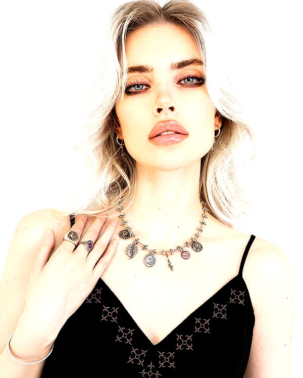 alien.hanna instagram image archive image