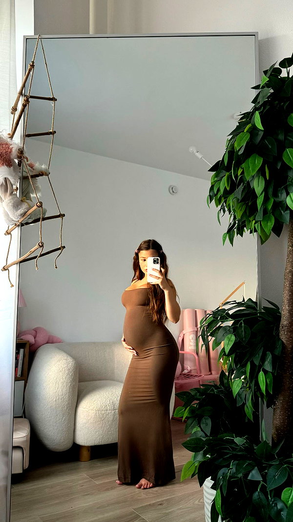 enikeeva_aliya instagram image archive image