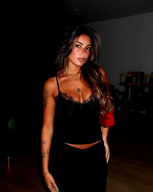 gabimfmoura instagram image archive image