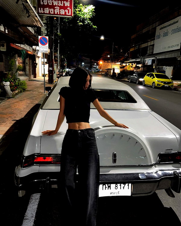 ll.lu1s instagram image archive image
