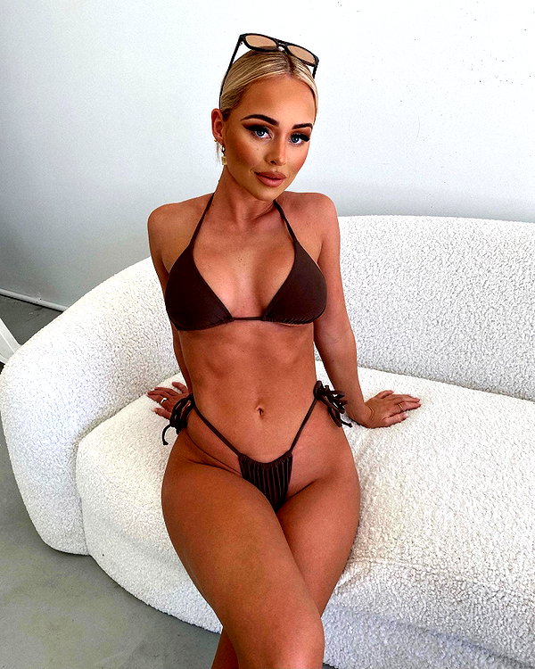 allieauton instagram image archive image