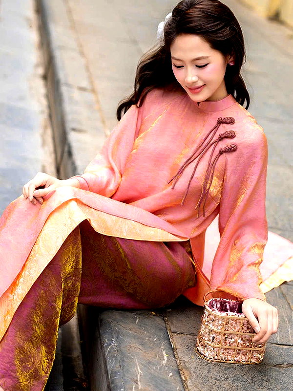 lyhythuedoxinh instagram image archive image