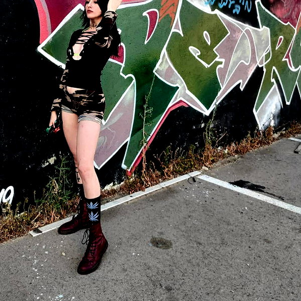noyaislilith333 instagram image archive image