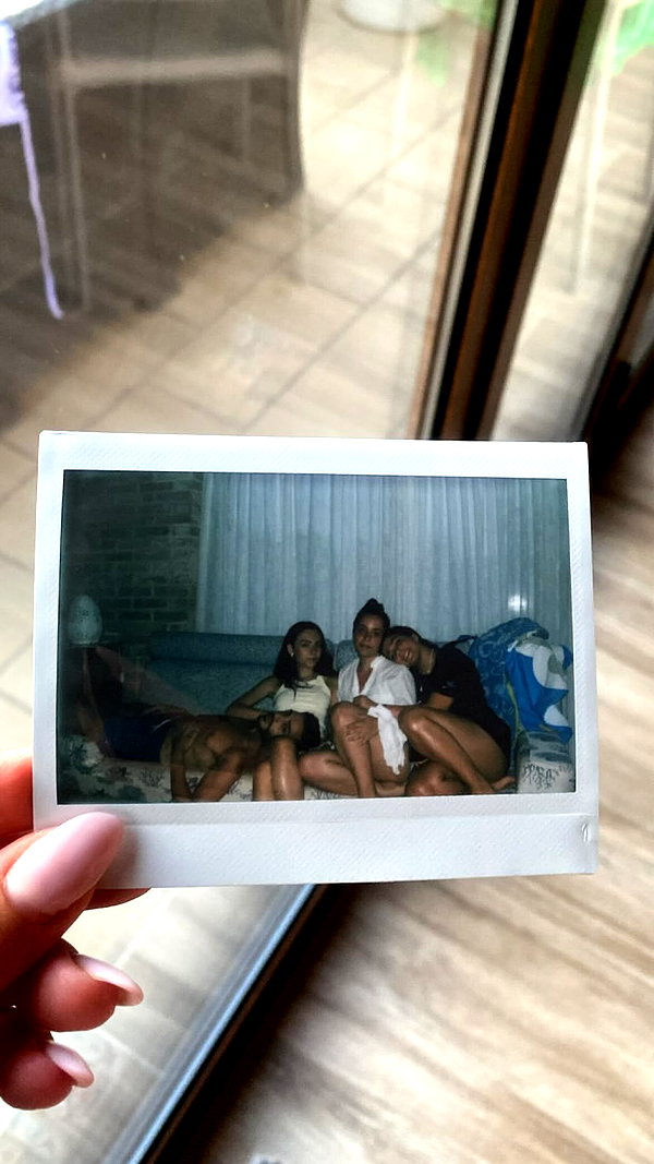 annabottoo instagram image archive image