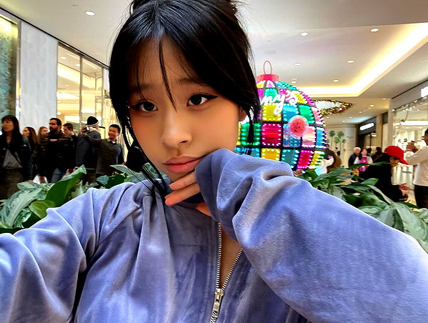 princessamelia_official instagram image archive image
