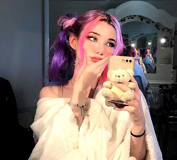 danielle.mercedie instagram image archive image