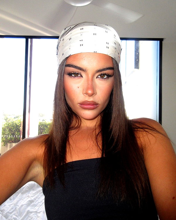 oliviaphillipps instagram image archive image