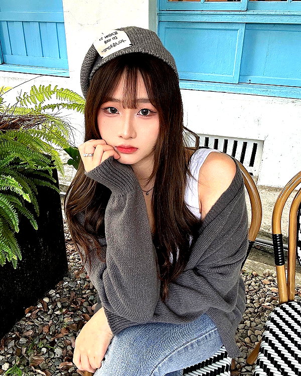 lai_931201 instagram image archive image