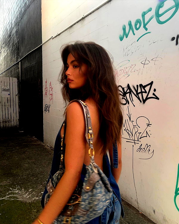 oliviaphillipps instagram image archive image