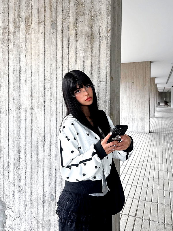 connie.01j instagram image archive image