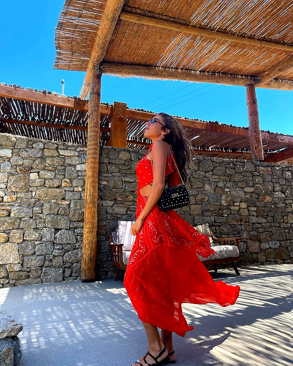 annezivi instagram image archive image
