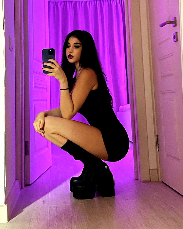 owlydiaa instagram image archive image