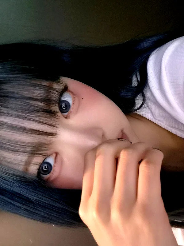 hhh.e_c.v instagram image archive image