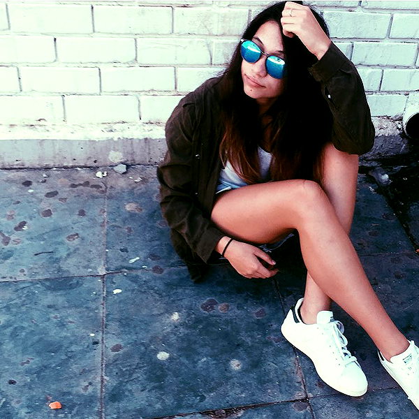 romi_henenson instagram image archive image