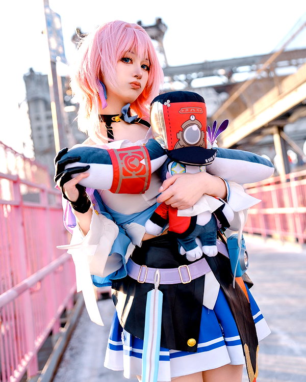 miee_cos instagram image archive image