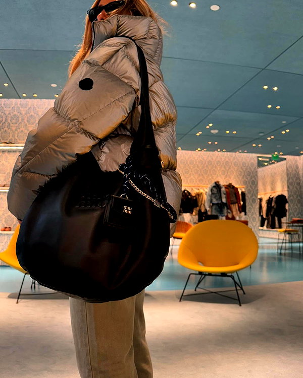 annezivi instagram image archive image