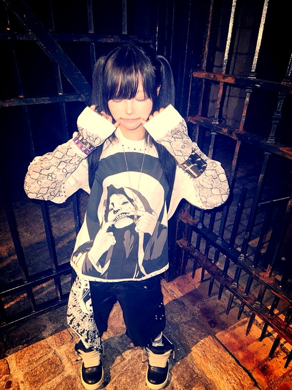 9unxx7 instagram image archive image