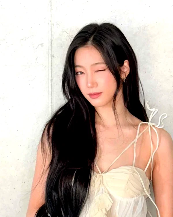 zuhazana instagram image archive image