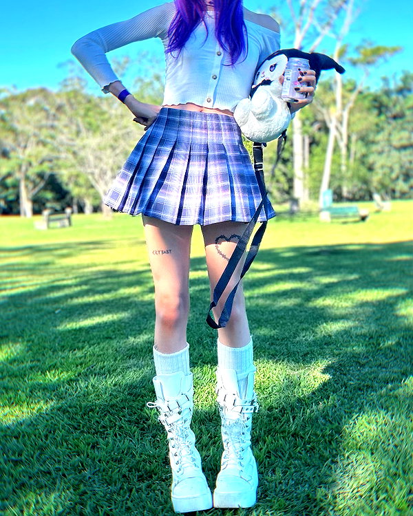 jadelaverne instagram image archive image