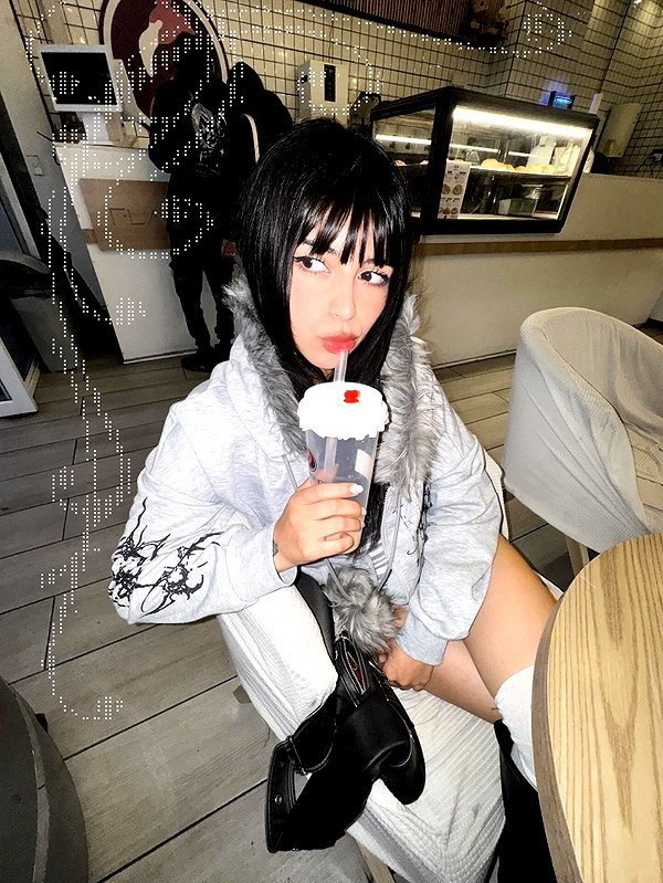 connie.01j instagram image archive image