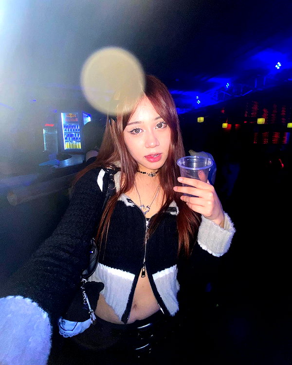 is2tian instagram image archive image