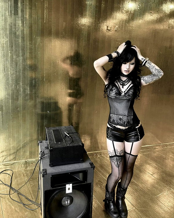 biohazard.g1rl instagram image archive image