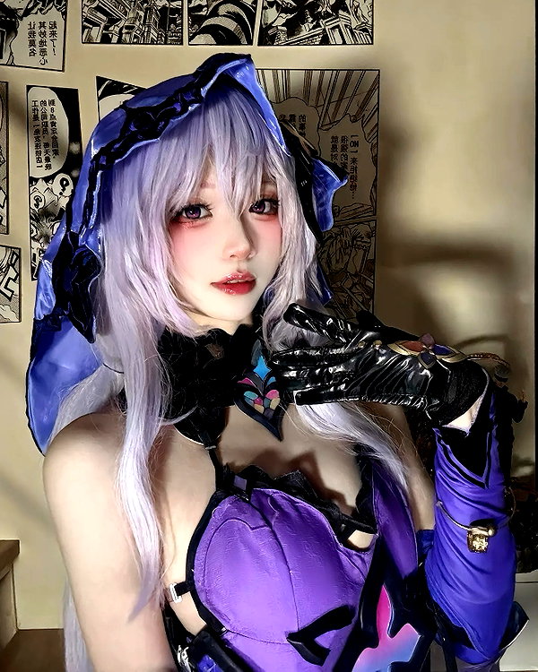 gallery_cosplayer instagram image archive image