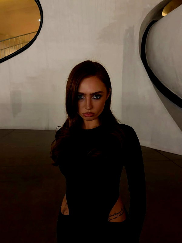 renatarrii instagram image archive image