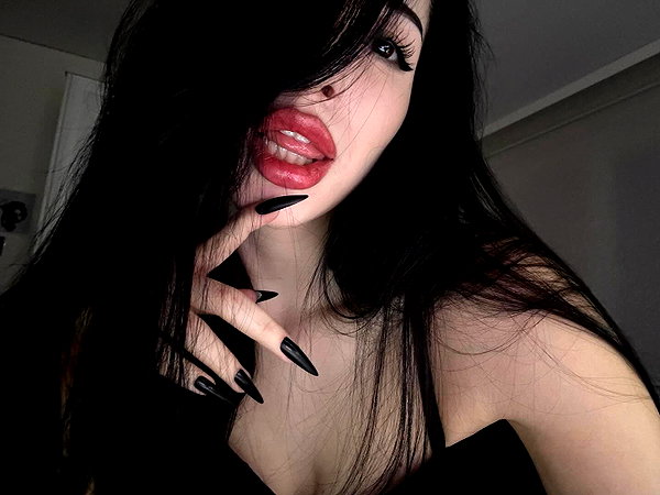 linastassie instagram image archive image