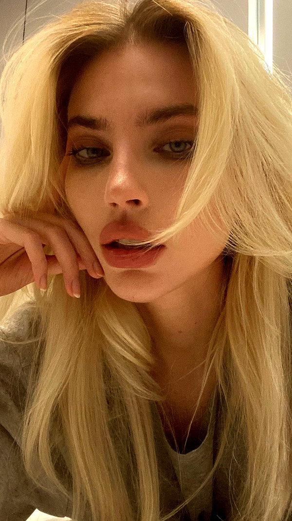 alien.hanna instagram image archive image