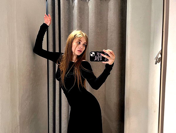 llinolinaa instagram image archive image