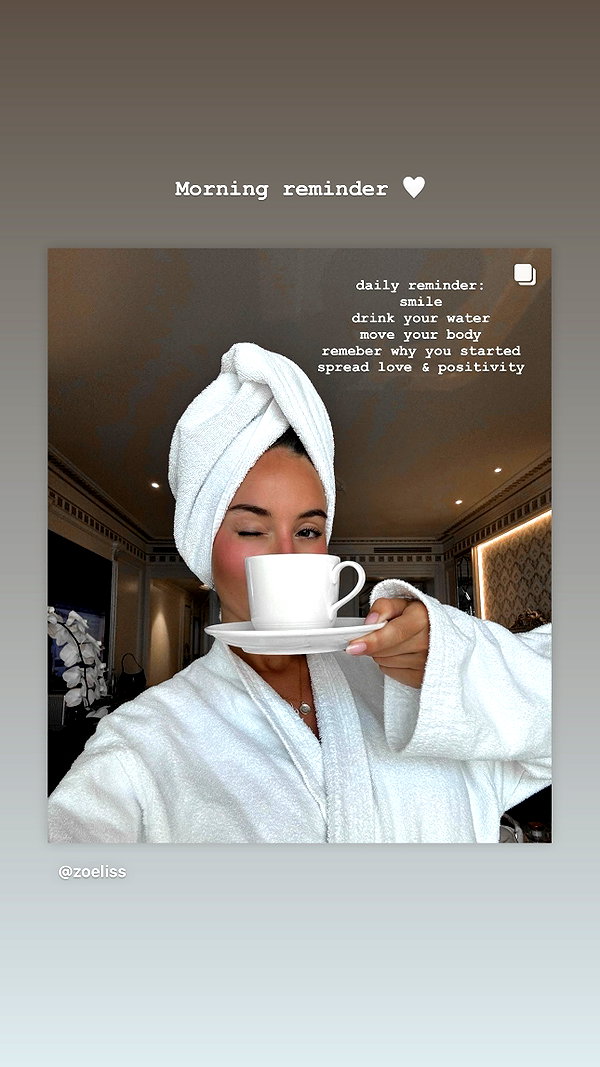 zoeliss instagram image archive image