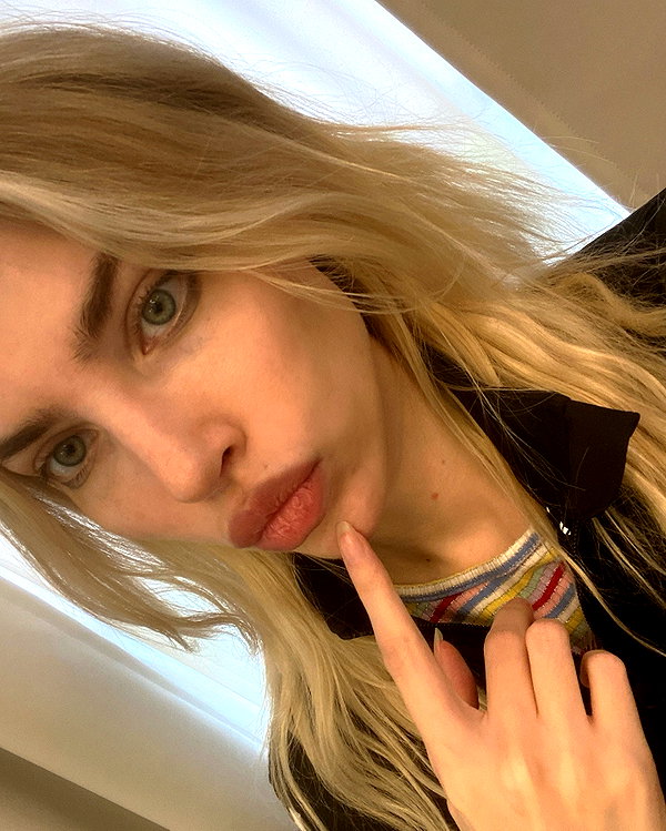 anya4everr instagram image archive image