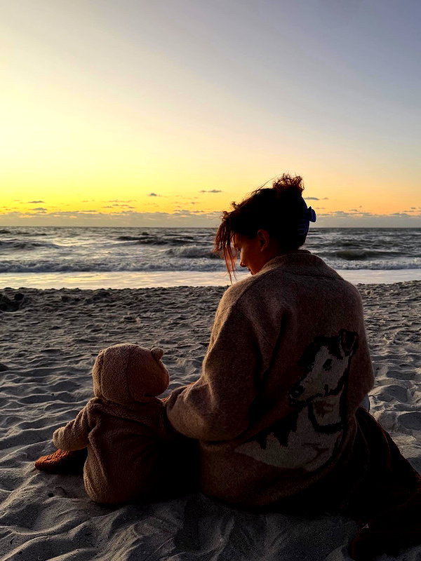 milliebobbybrown instagram image archive image