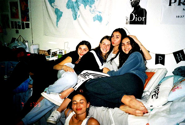 sydneygottlieb instagram image archive image