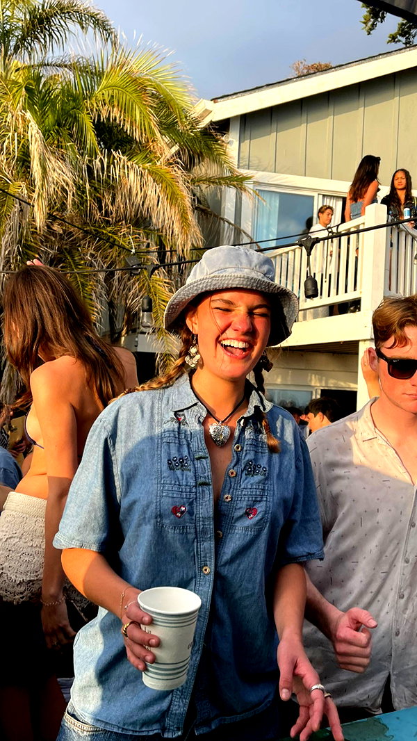 sydneygottlieb instagram image archive image