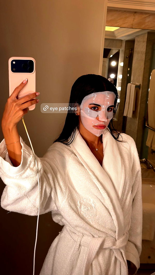 ainaratorneg instagram image archive image
