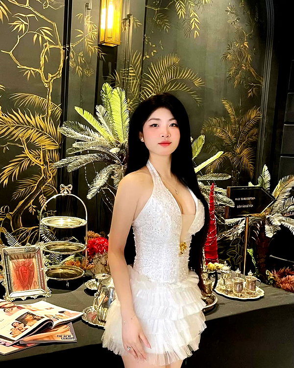 lyhythuedoxinh instagram image archive image