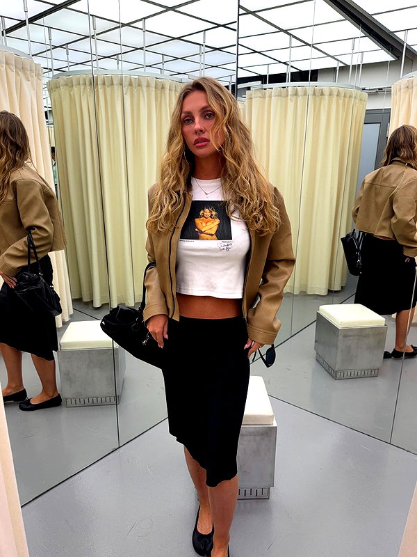 Archived image from @edenharper on Instagram